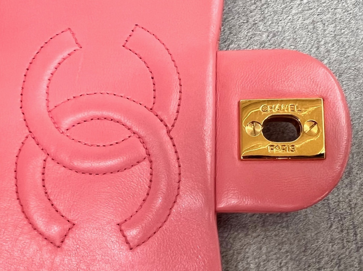 レア！美品！ ピンク！ブティックシール付き！ CHANEL シャネル　ミニ マトラッセ 17ｃｍ ラムスキン　ショルダーバッグ ゴールド