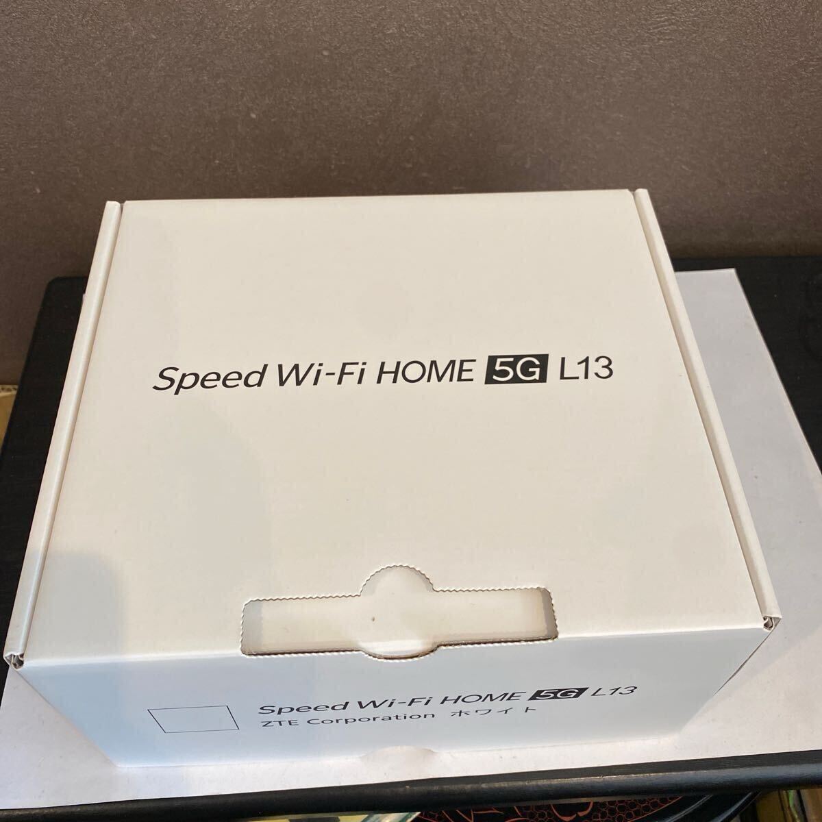  新品未使用　Speed Wi-Fi HOME 5G L13 利用判定○ 未使用 ホームルーター ZTR02SWU 2025年制