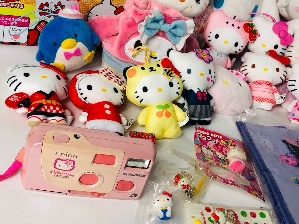 サンリオ ハローキティ クロミ ぬいぐるみ キーホルダー カメラ まとめて サンリオ ハローキティ クロミ ぬいぐるみ キーホルダー カメラ