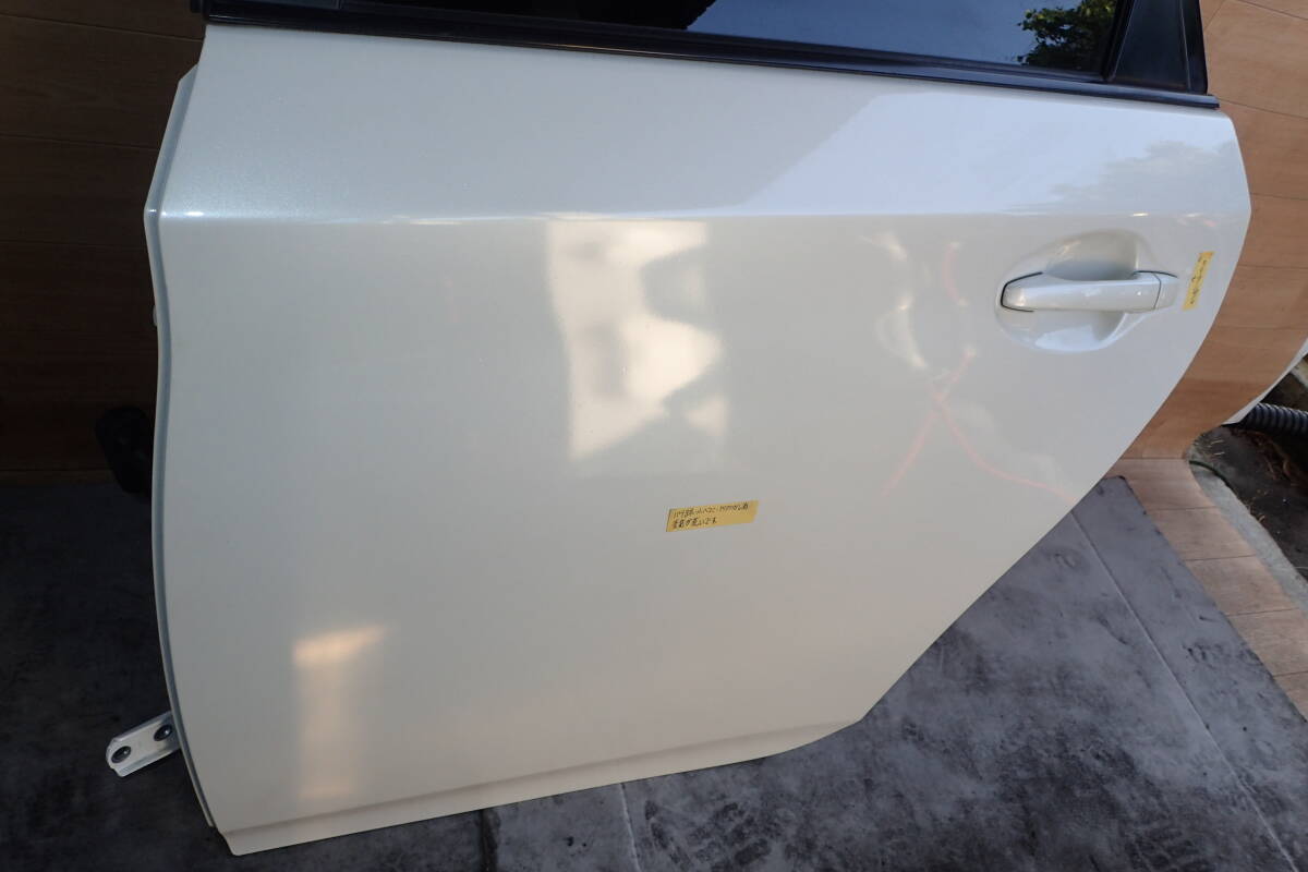 item_image_3