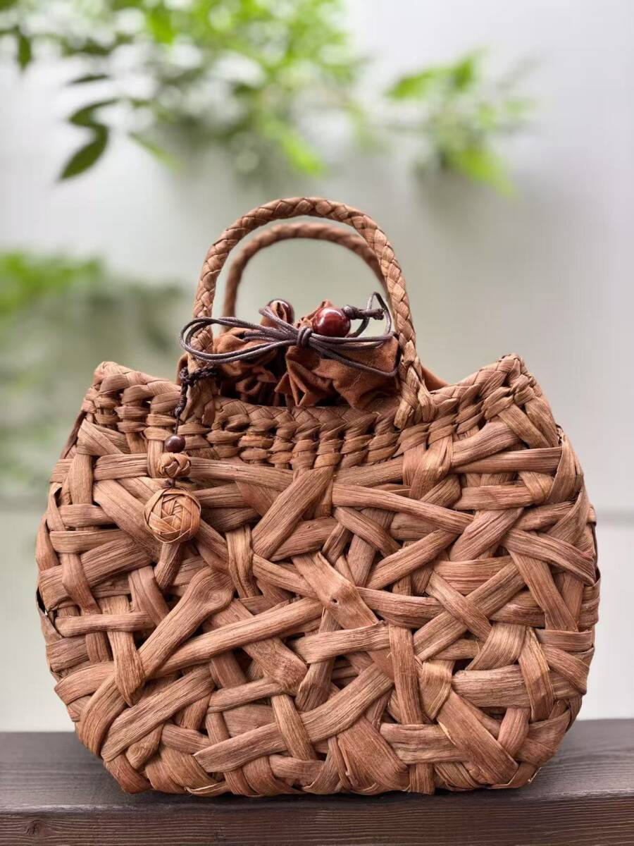 小さい国産山葡萄かご　太ひご 国産山葡萄かご 網代太ひご 国内採取国内製作 お修理可能 母娘孫3世代