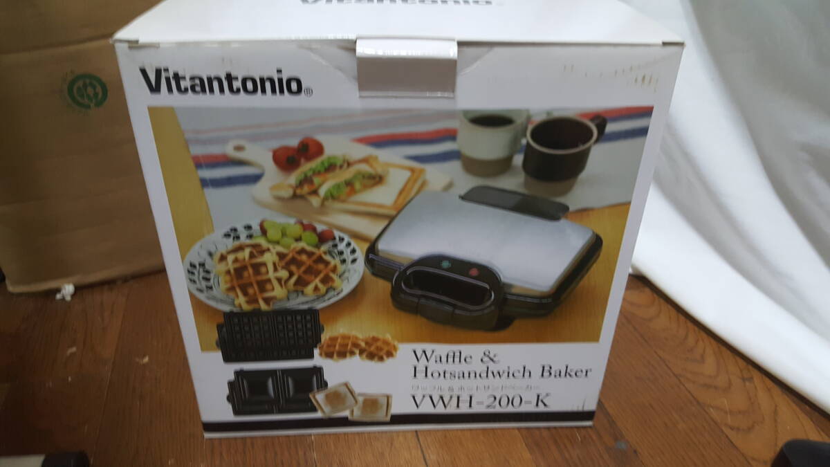 【家電】Vitantonio ビタントニオ VWH-200 ワッフル&ホットサンドメーカー PVWH-10-TR PVWH-10-PK 動作確認済み 新品　未使用　＿_画像2