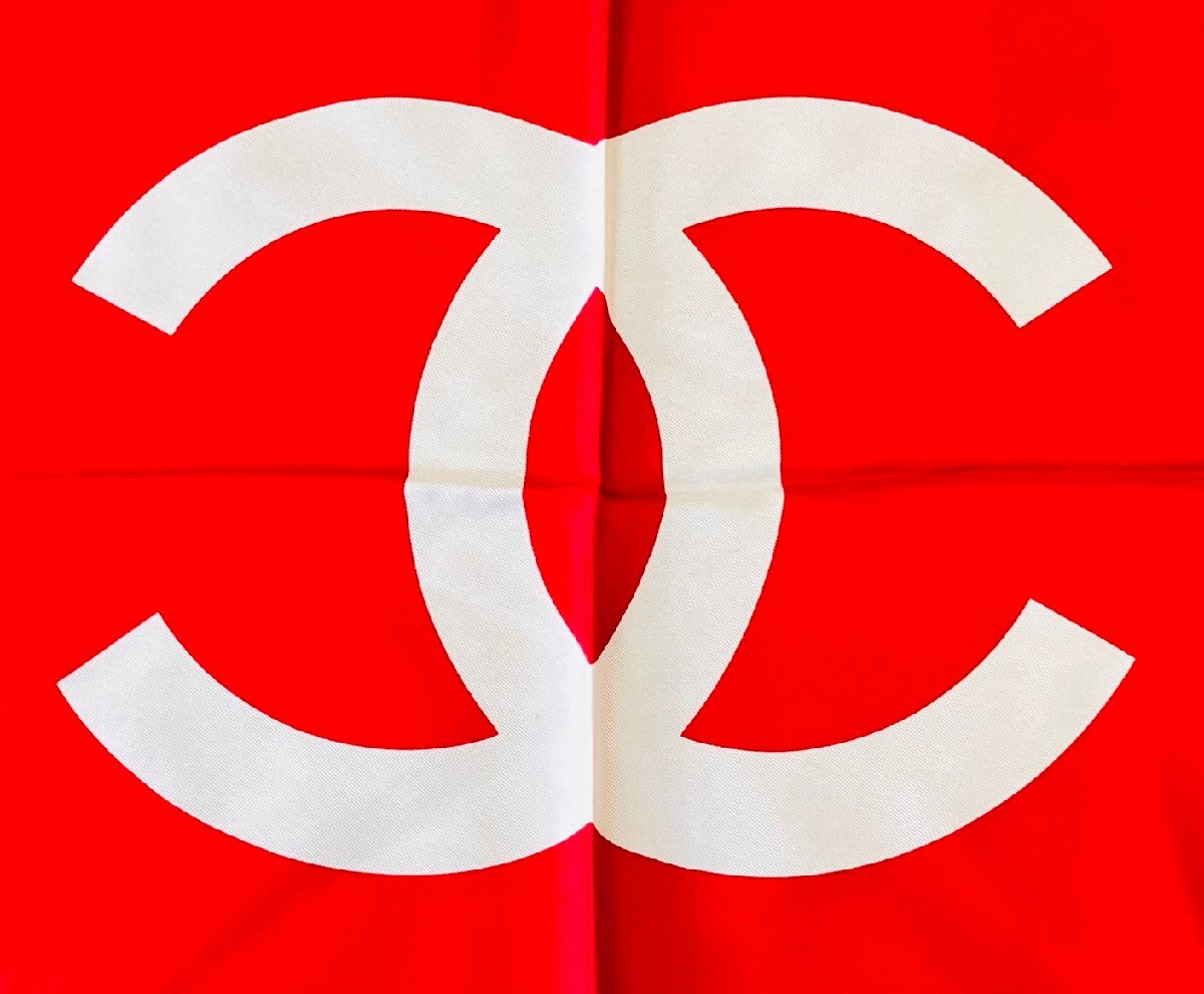 【送料無(wú)料】CHANEL シャネル スカーフ ココマーク 31 RUE CAMBON カンボン チェーン柄 レッド×ゴールド系 シルク タグ有り ケース付き
