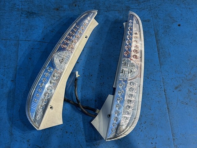 HONDA ホンダ LIFE ライフ JB5/7 社外 TYC LEDテールランプ テールライト 左右セット 【個人名配送不可】_画像1