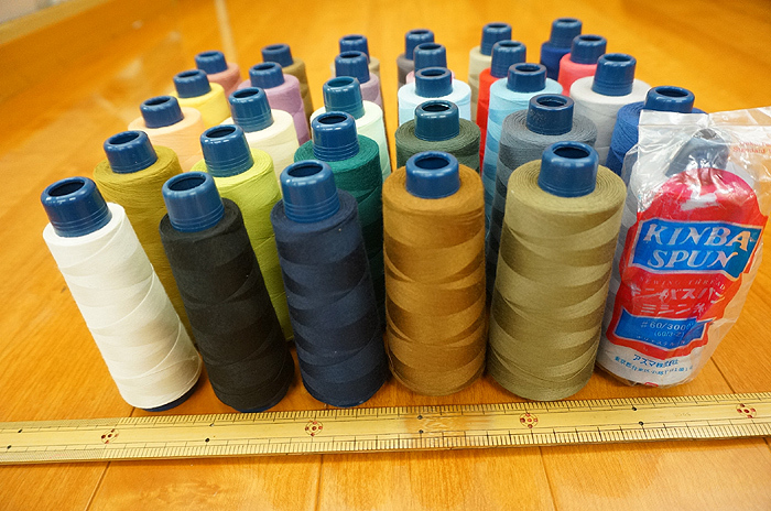 ① 最終 新品含 滑抜群 ＃60 スパン キンバ 工業(yè)用 ミシン纟 30色30本組 生成系 黒 紺系入 /堅牢染 本縫 ロック リメイク 洋裁 教室