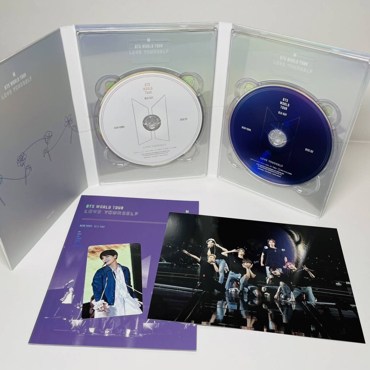 希少・トレカ付☆BTS LoveYourself NewYork Blu-rayの通販 by