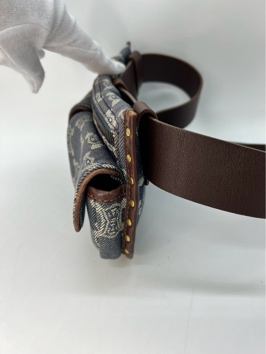 【美品】CELINE セリーヌ　マカダム　デニム　トリオンフ　ウエストバッグ　