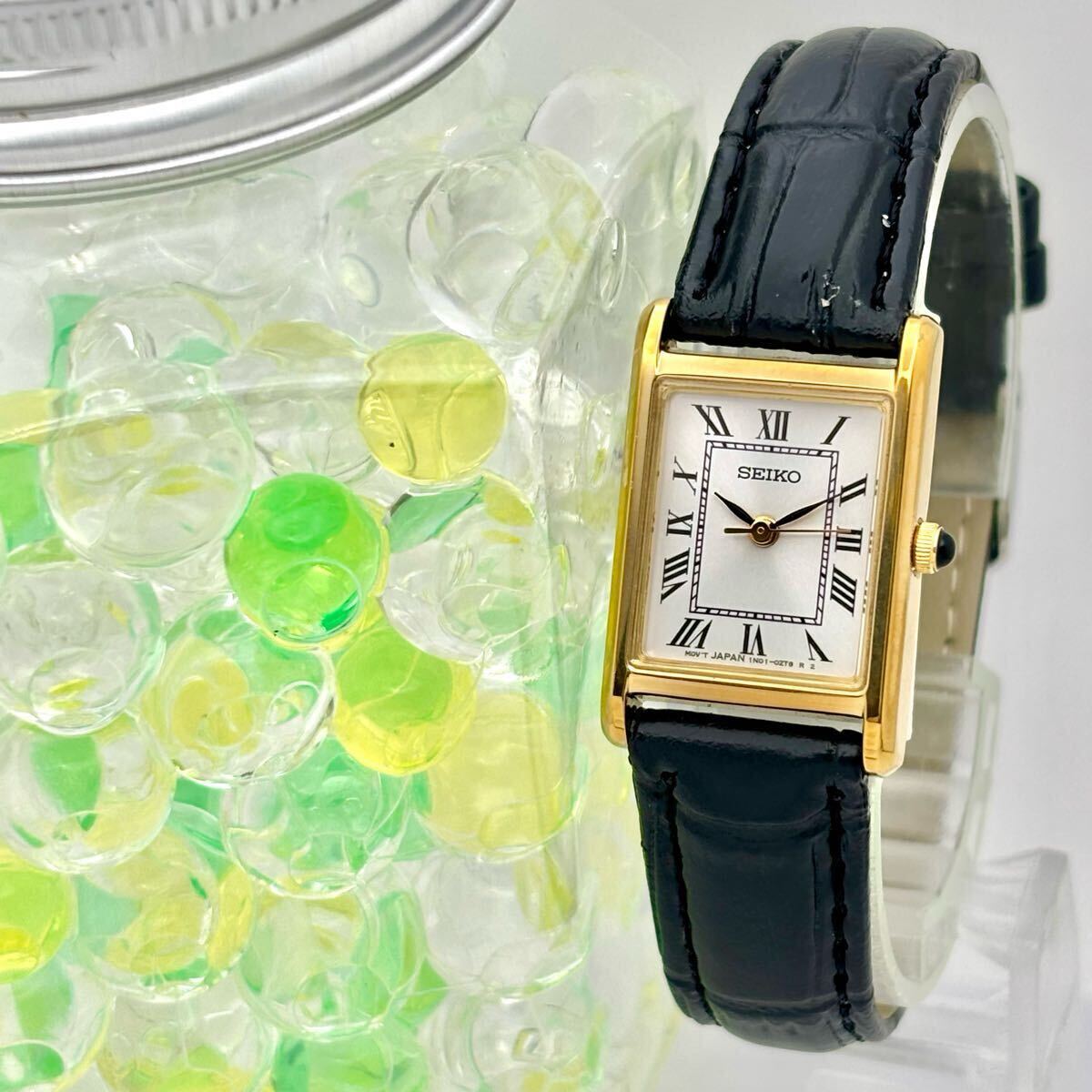 【美品/新品電池】 SEIKO セイコー ゴールド レディース 腕時計 ドレス 美品/新品電池】 SEIKO セイコー レクタンギュラー ローマン