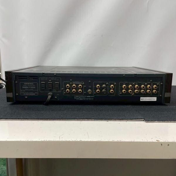 N605-O60-1401 ONKYO オンキョー プリアンプ Integra P-306RS コントロールアンプ 音響機(jī)器 オーディオ機(jī)器 ステレオ 家電 通電ok OA