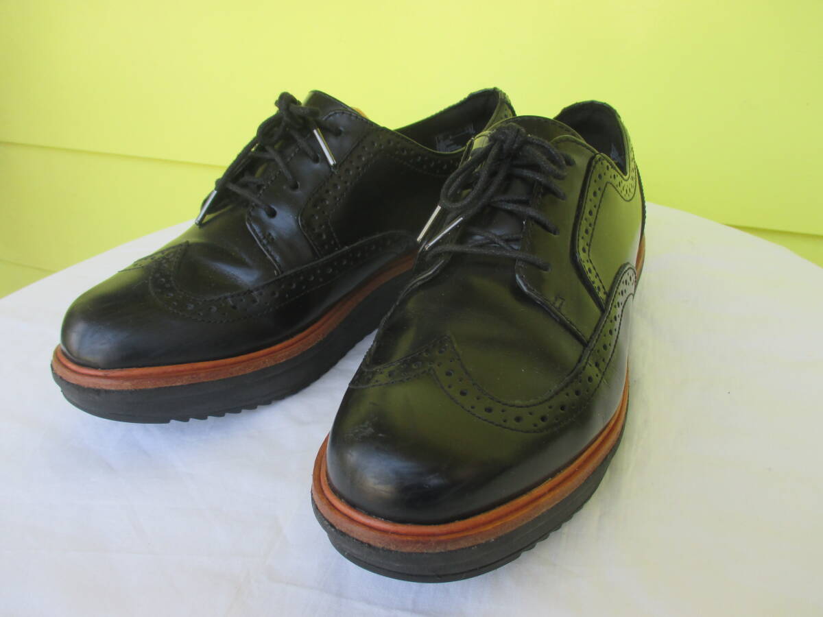 ★Clarks クラークス Teadale 　Maira 　ティ―デール マイラ　シューズ　 黒 シャインレザー　 23.5cm　現(xiàn)狀品　ソール全長26.5㎝