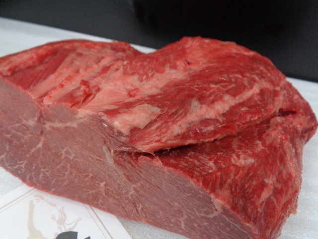 三重A５牝　超特ラン肉（ブロック）?。?，１９ｋｇ　