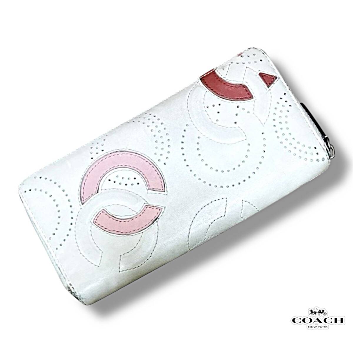 中古品 COACH シグネチャー ラウンドファスナー 長財布 財布 ホワイト レディース ブランド コーチ ★99