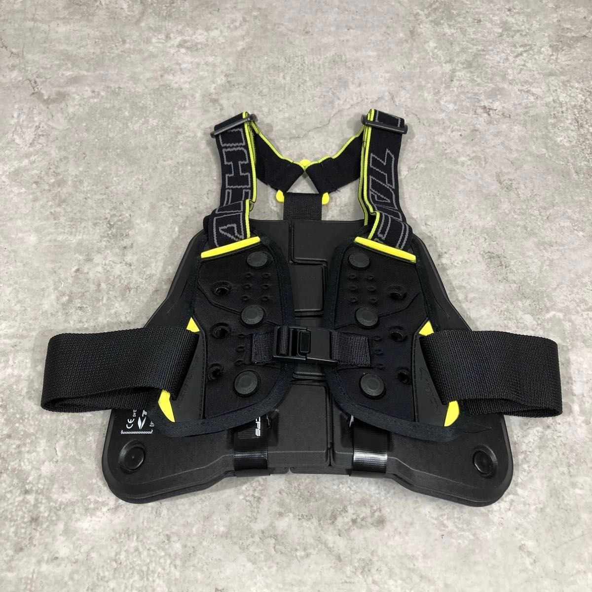 超美品 RS TAICHI フィッティングベルト付き 胸部プロテクター