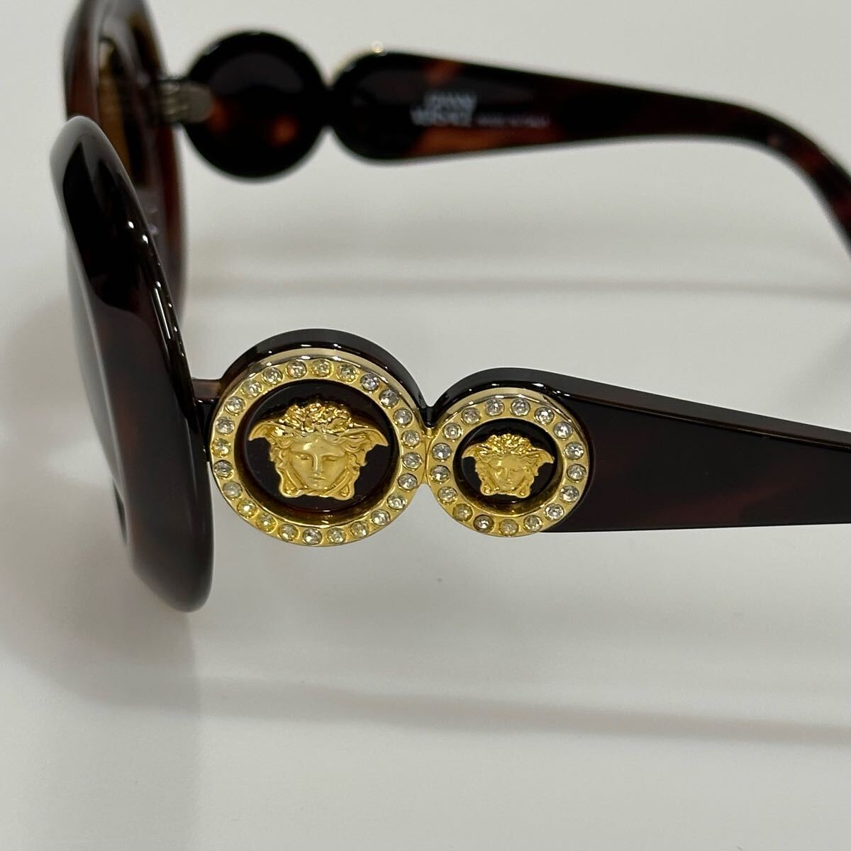 90s GIANNI VERSACE ジャンニ ヴェルサーチ MOD.418 ラインストーン ブラウン ゴールドメデューサ vintage サングラス 廃番品