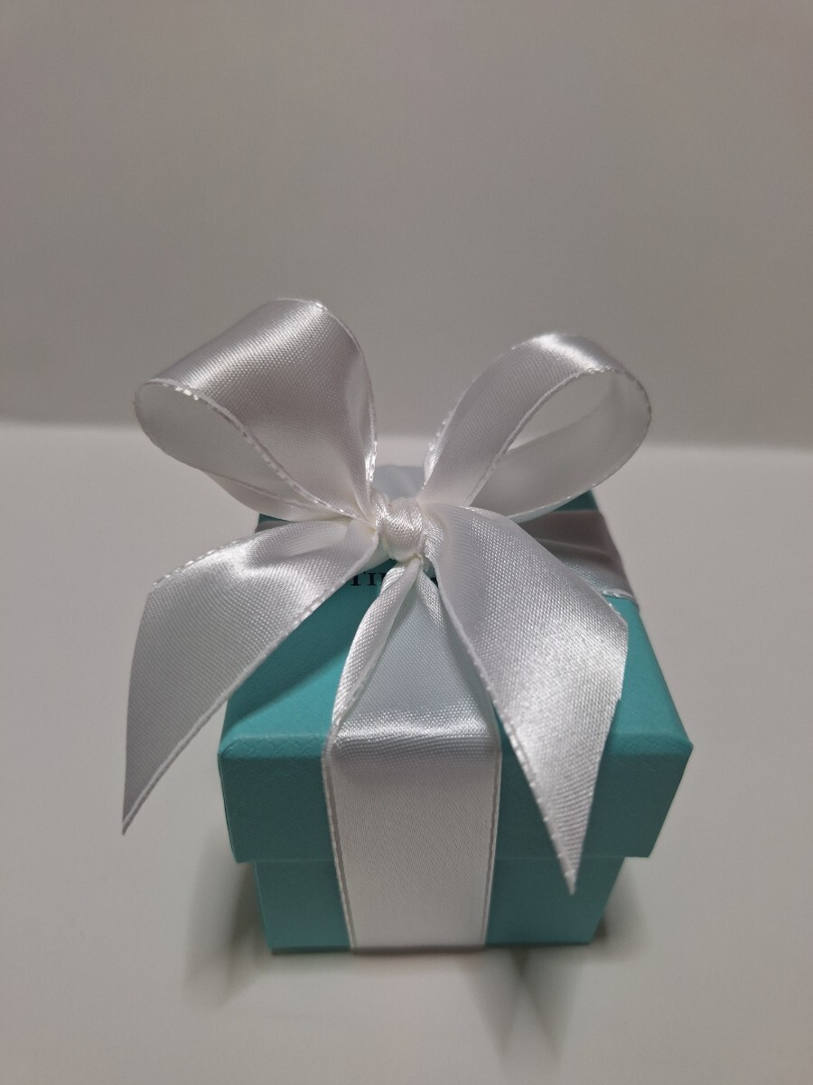 ティファニー 空箱 指輪　FOREVER