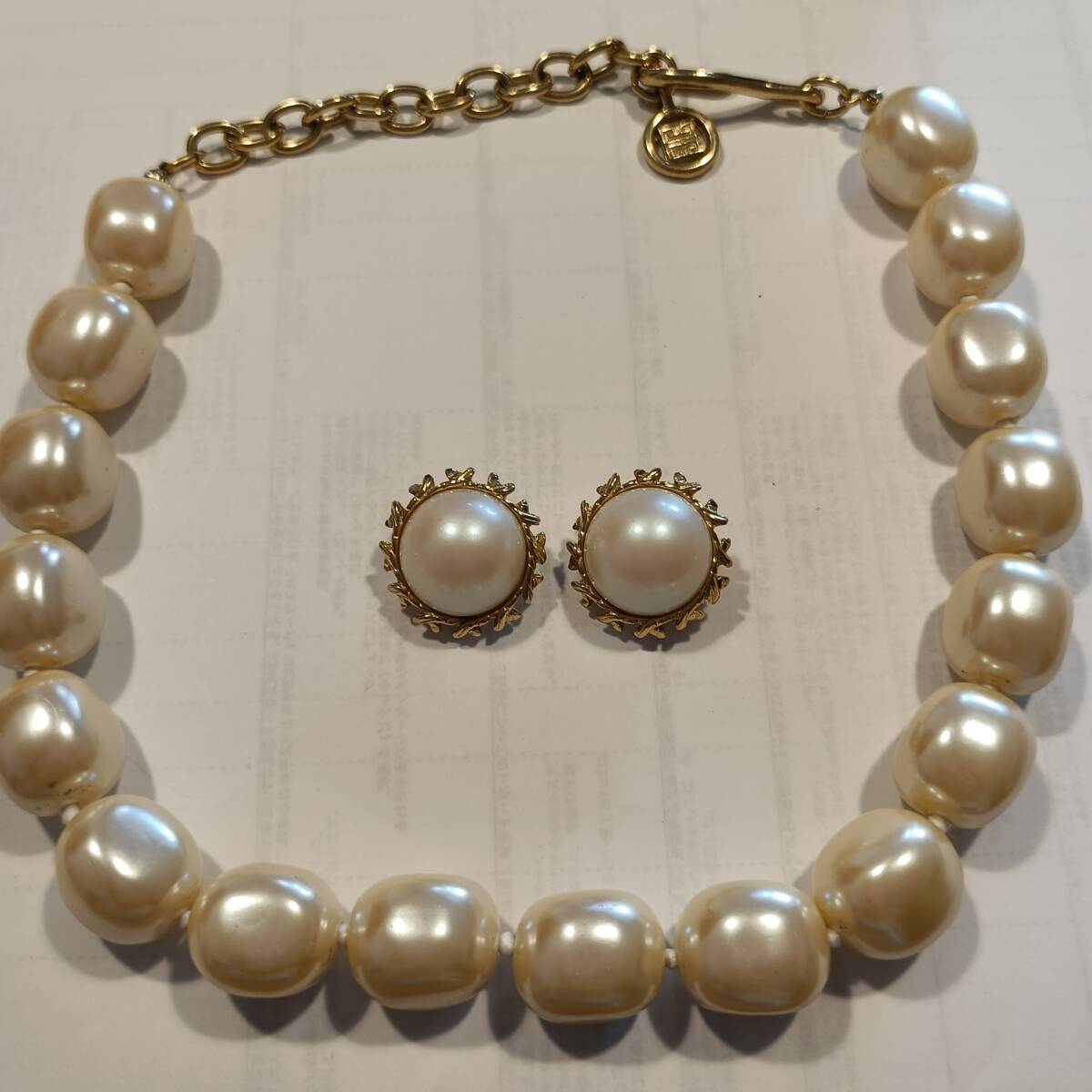 GIVENCHY　ネックレス　イヤリング　セット　パール　1円?　ブランド　アクセサリー　