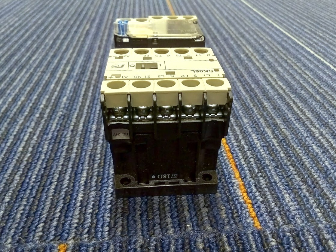 富士電機 マグネットスイッチ　SK06LW-E01K2P8　SK06L TK12(0531MM_6)_画像4