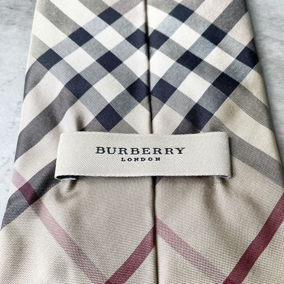 美品 BURBERRY LONDON バーバリーロンドン ネクタイ ノバチェック ベージュ チェック イタリア製 シルク素材 パーティー 結婚式 披露宴