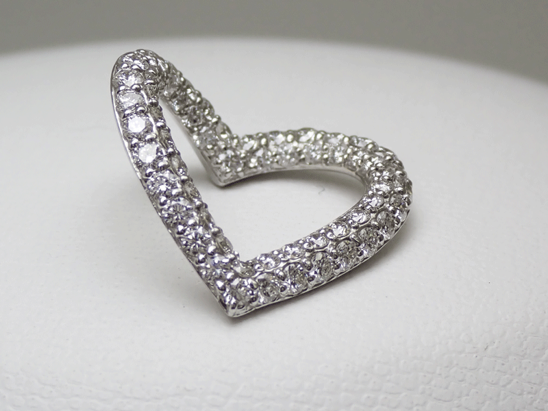 Mari Dana エメダーナ 辺見マリ K18WG ホワイトゴールド D0.80ct 最上級パヴェダイヤ　ハート 2.8g 新品同様 美品 送料無料??！