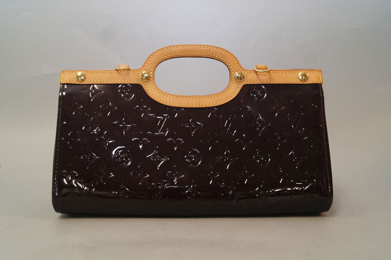 yd02-LOUIS VUITTON ルイヴィトン 2way ショルダーバッグ ROXBURY DRIVE ロクスバリー ドライブ M93569 ヴェルニ 保存袋付 箱付 フランス制