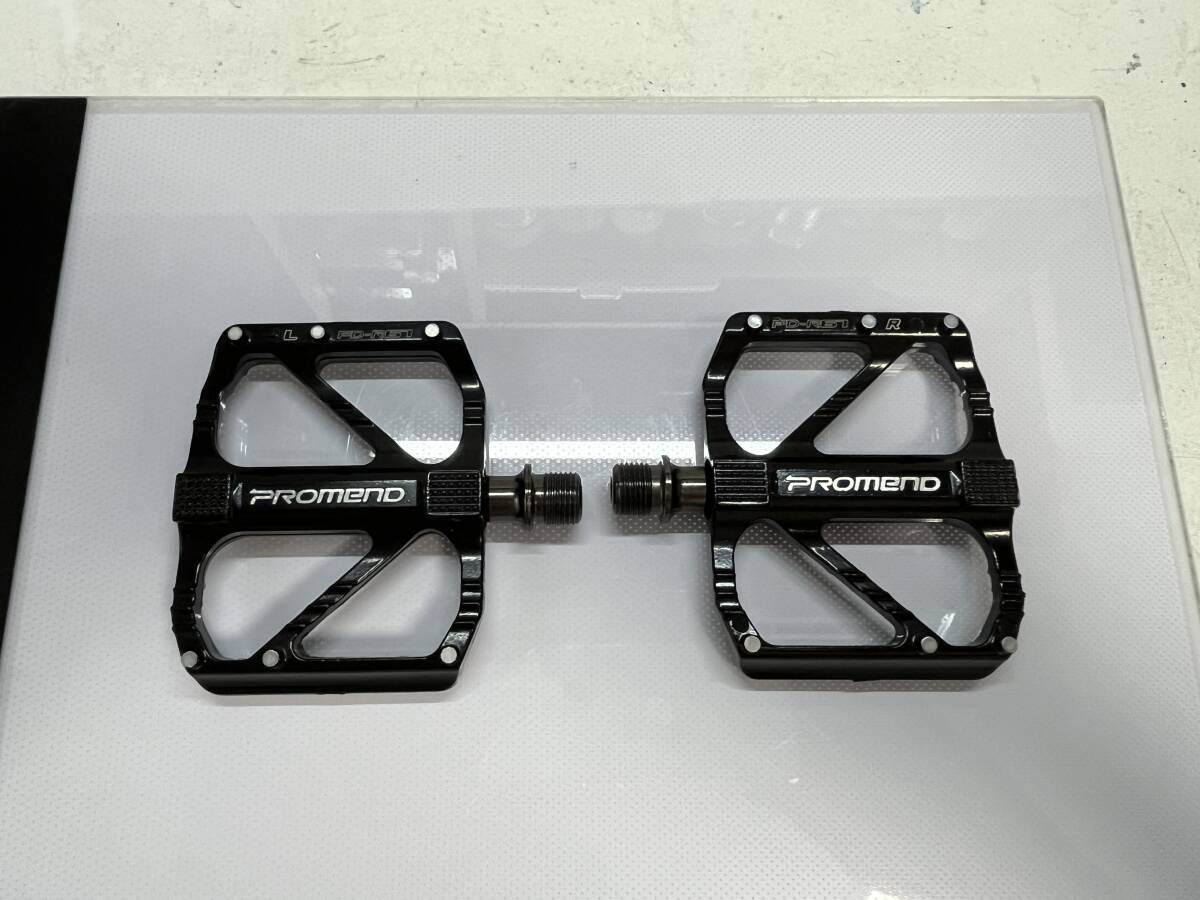 自転車ペダル 軽量 滑り止め フラットペダル アルミ合金 ロードバイク/クロスバイク/mtb