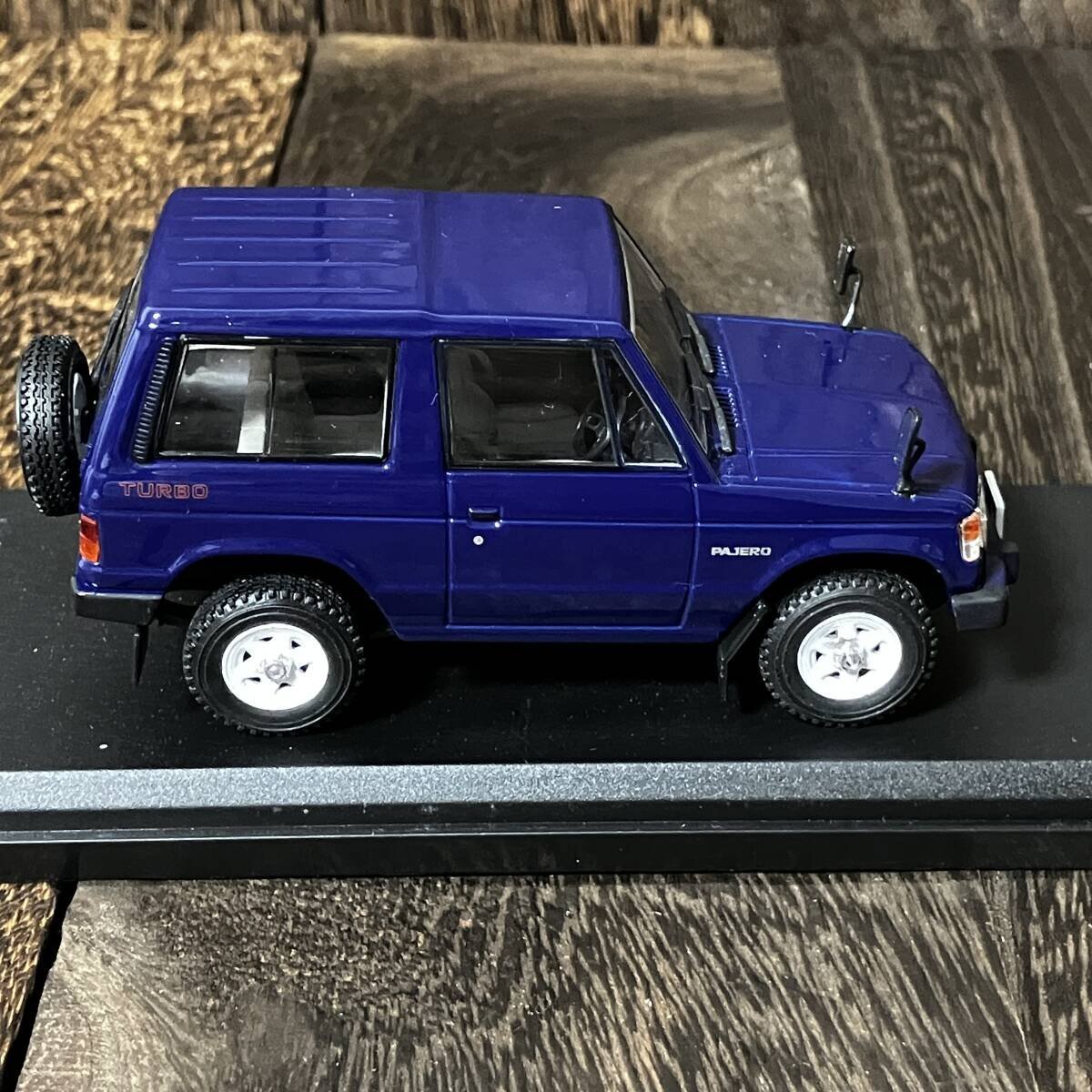 SK norev 1/43 Mitsubishi Pajero 1982 миникар Norev Mitsubishi Pajero