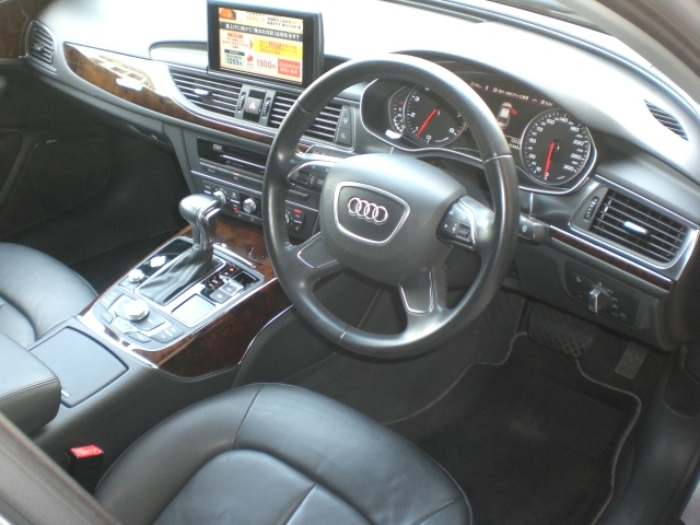 ■超貴重！平成26年12月 DBA-4GCHVSアウディ A6 2.8FSI クアトロ AWD 無事故 実走行41800キロ Blackレザー ナビ TV Bカメラ 前后ソナー ETC