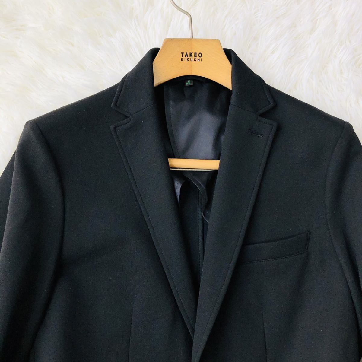 ベネトン【BENETTON】スーツ セットアップ テーラードジャケット ブラック L/M 背抜き ストレッチ センターベント 本切羽 上下 197