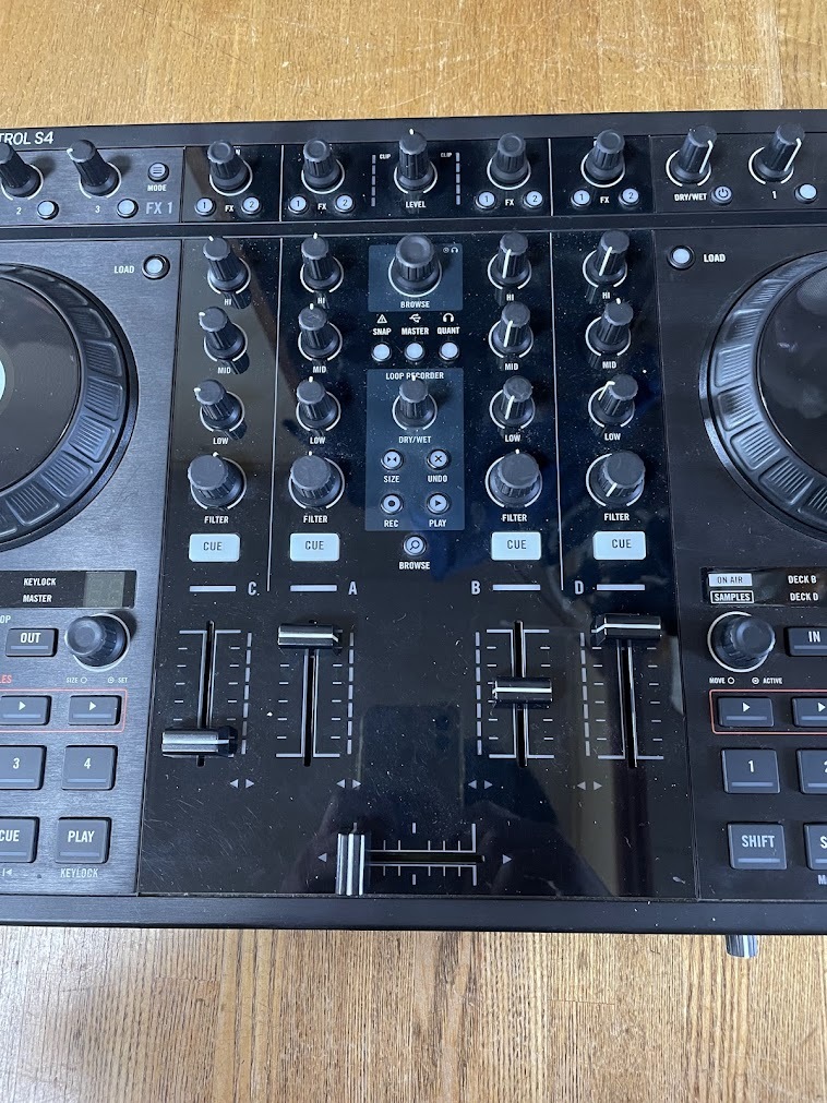 NATIVE INSTRUMENTS TRAKTOR KONTROL S4 DJ コントローラー 