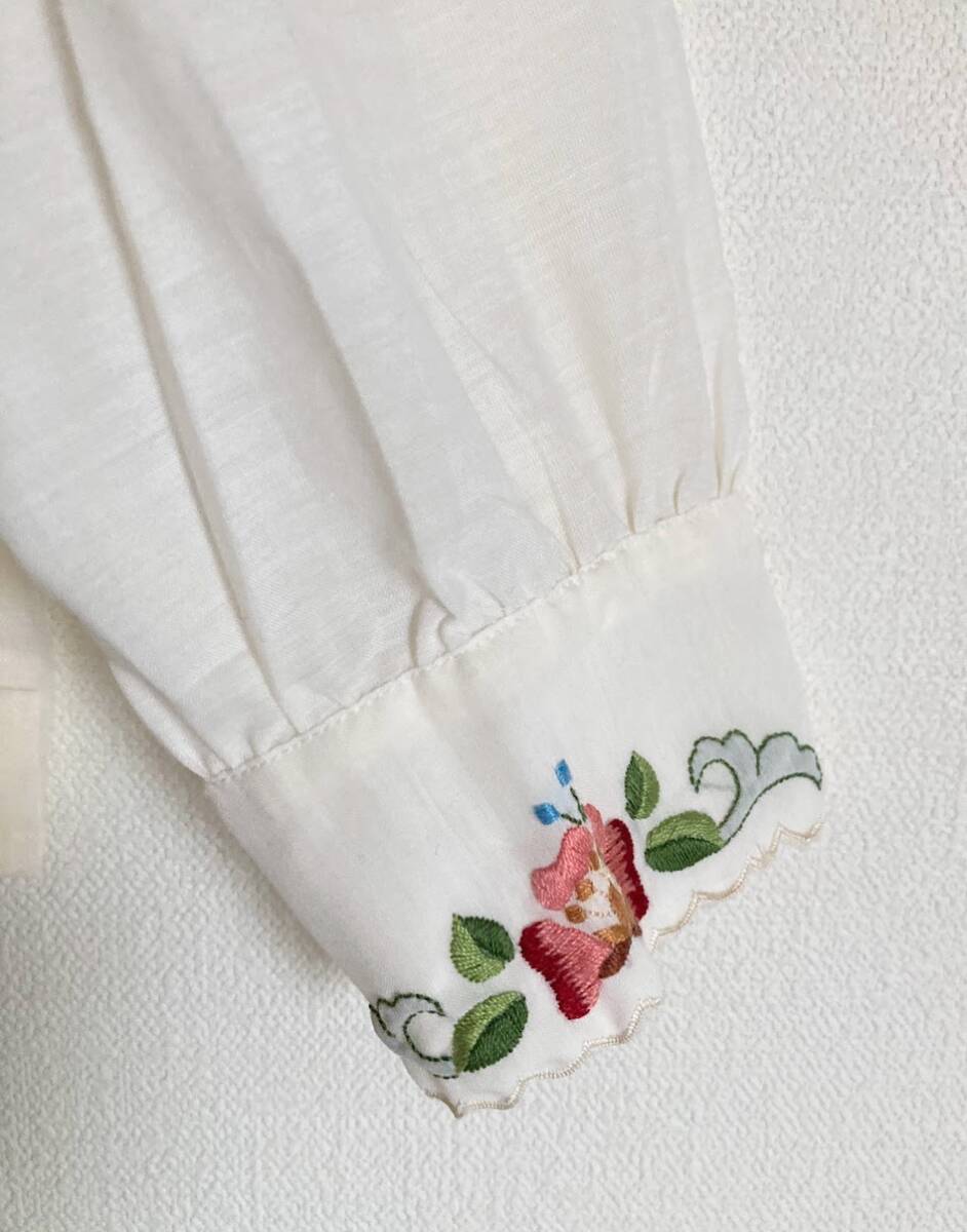 チャイナビンテージ百合花Lily手刺繍ブラウス/ジャンティーク/民族衣装/ロキエ 送料無料 チャイナヴィンテージ百合花Lily手刺繍フォークロア