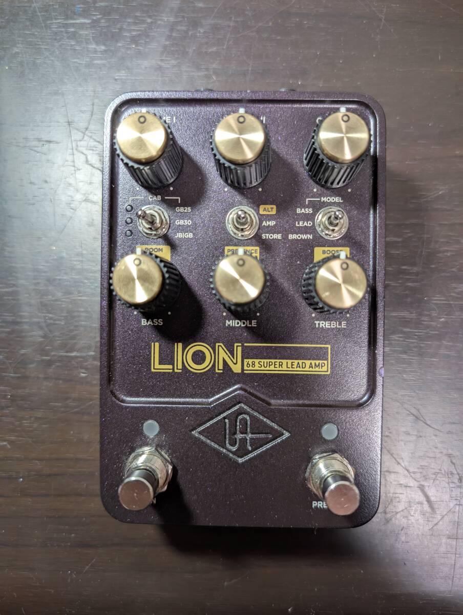 UNIVERSAL AUDIO UAFX LION'68 SUPER LEAD AMP б/у прекрасный товар бесплатная доставка 