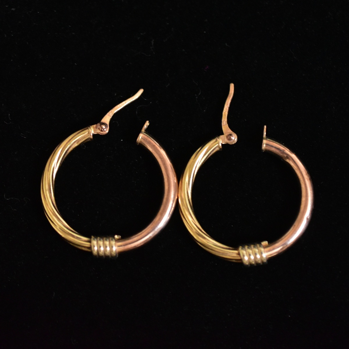 イタリア製 K9刻印 375 リングピアス 地金ミックス イエローゴールド＋ピンクゴールド 本物保証_画像3