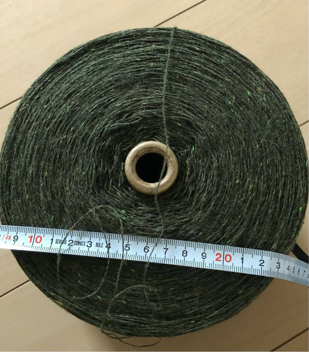 貴重!高級纟　番手1/8?ウール混率不明【12507 ウール混ピーグリーンネップ】　　約1.13kg