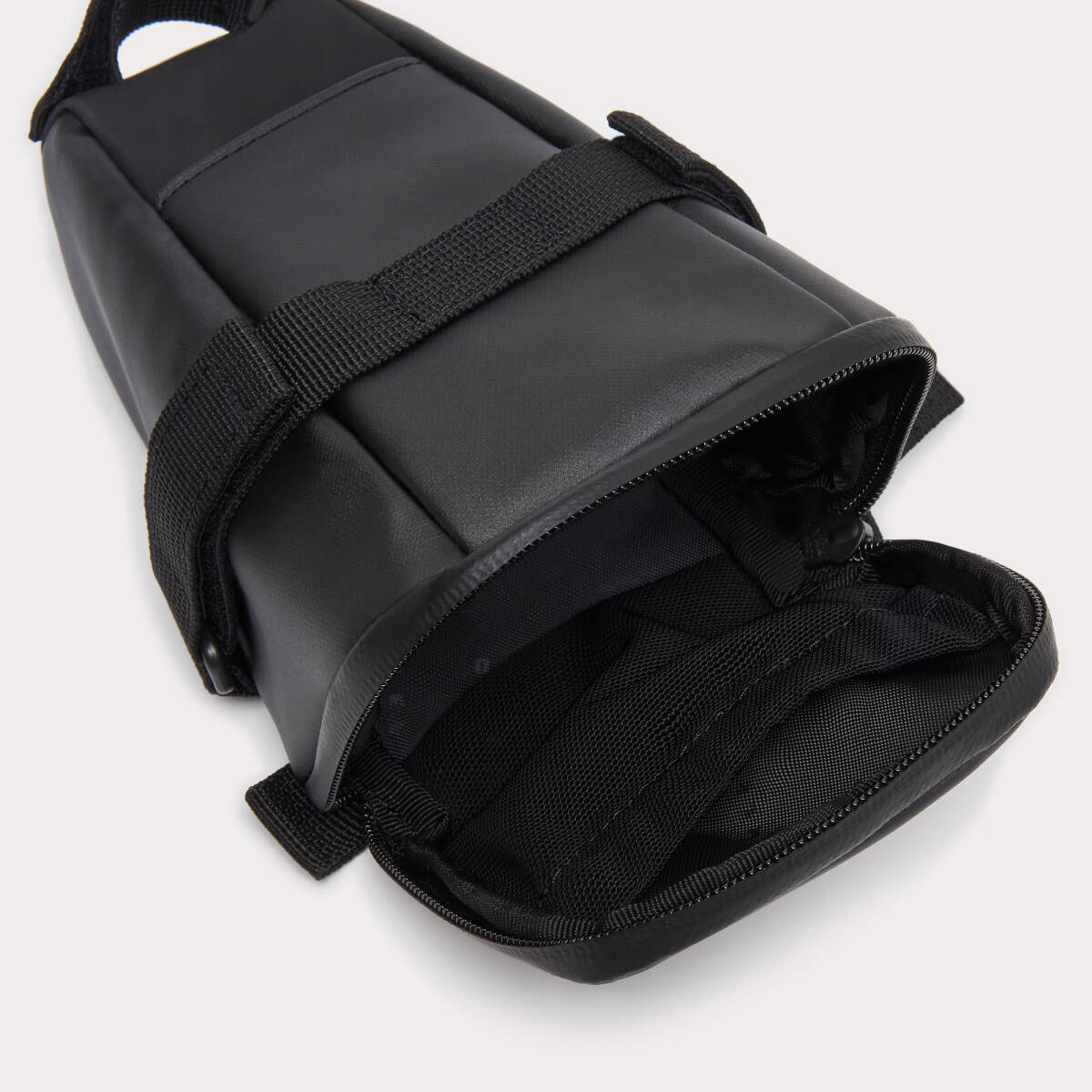 Oakley Ellipse Rc Saddle Bag 新品