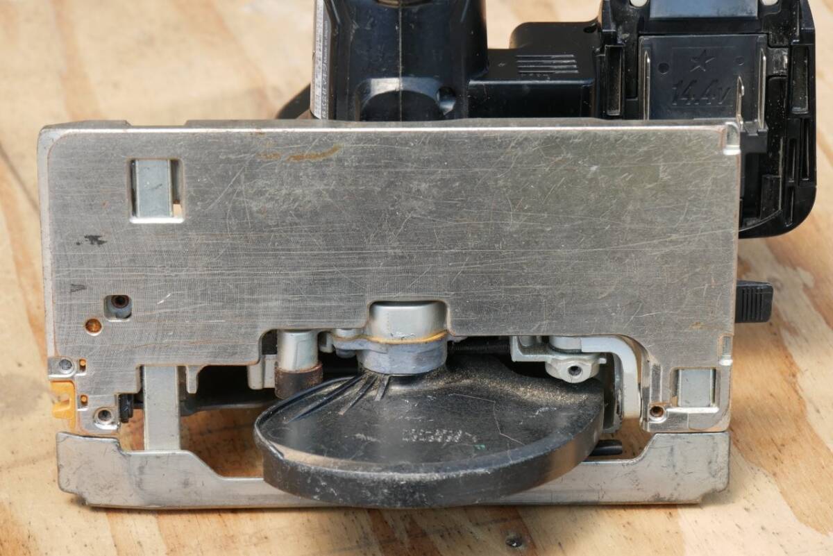 Junk Makita makita 14.4V заряжающийся циркулярная пила HS470D