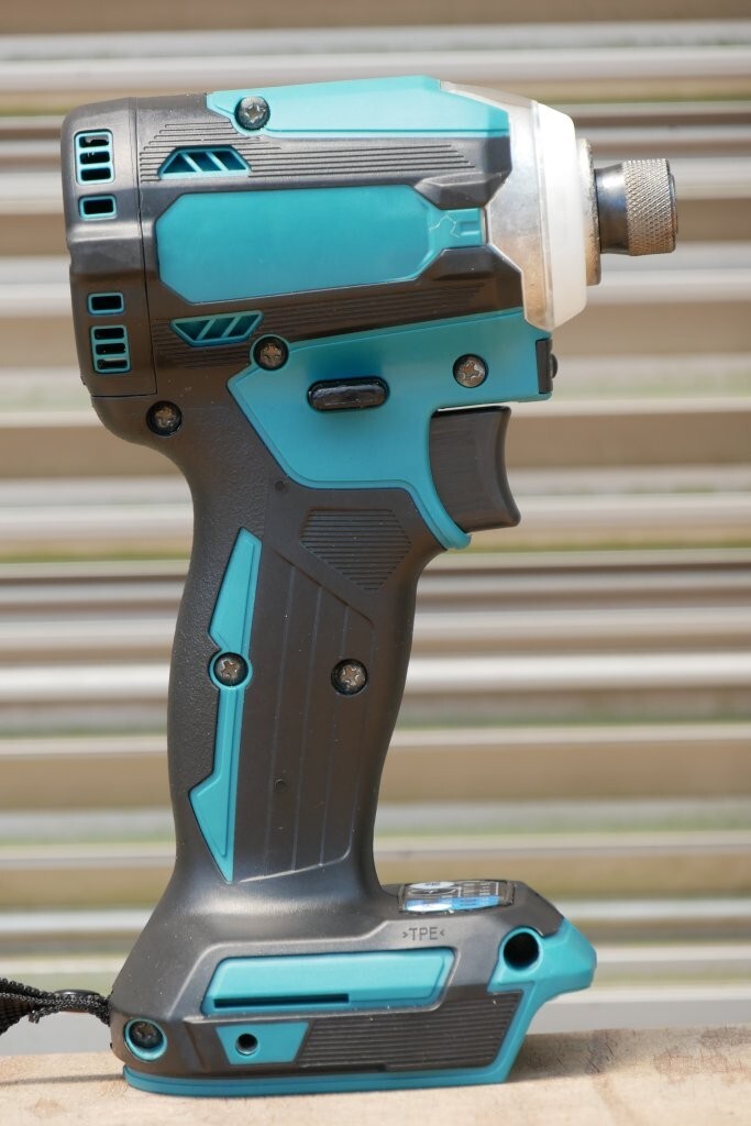  Makita makita 18V заряжающийся ударный инструмент TD171D