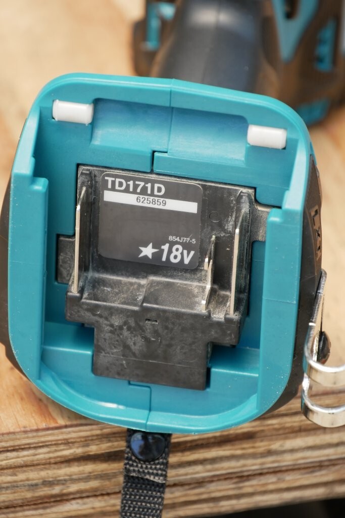  Makita makita 18V заряжающийся ударный инструмент TD171D