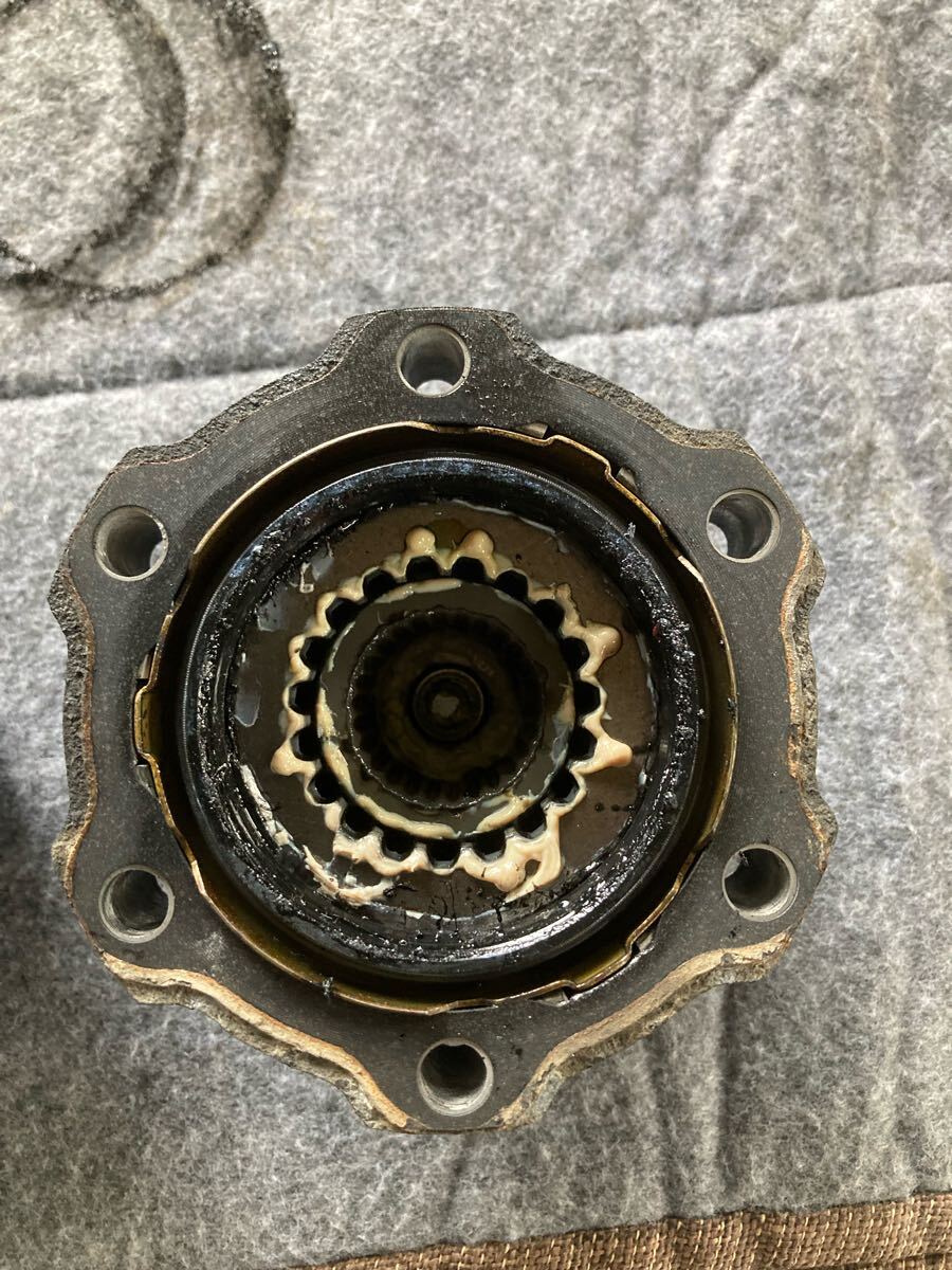 ○良品 平成24年 9型 スズキ ジムニー エアロッキングハブ フリーハブ フロント 左右セット ボルト付き _画像9