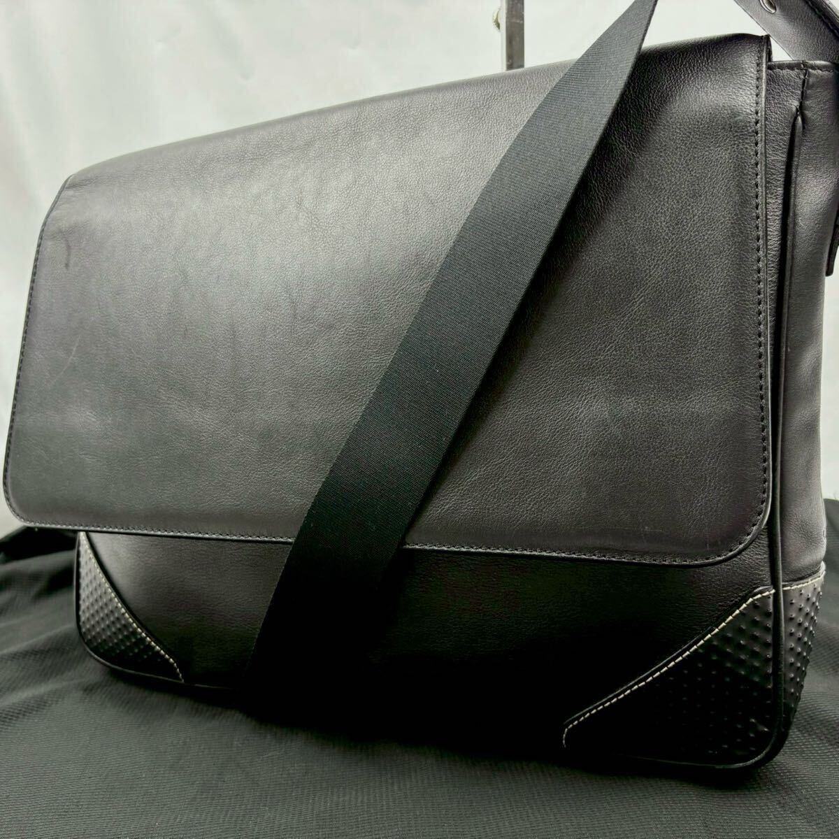 【美品/保存袋付】ダンヒル dunhill ショルダーバッグ メッセンジャーバッグ ビジネス メンズ クロスボディ 黒 ブラック レザー 本革 A4◎