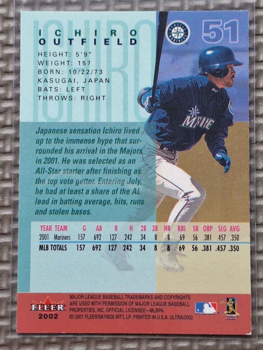 2002 Fleer Ultra #51 ICHIRO SUZUKI Seattle Mariners Orix BlueWave