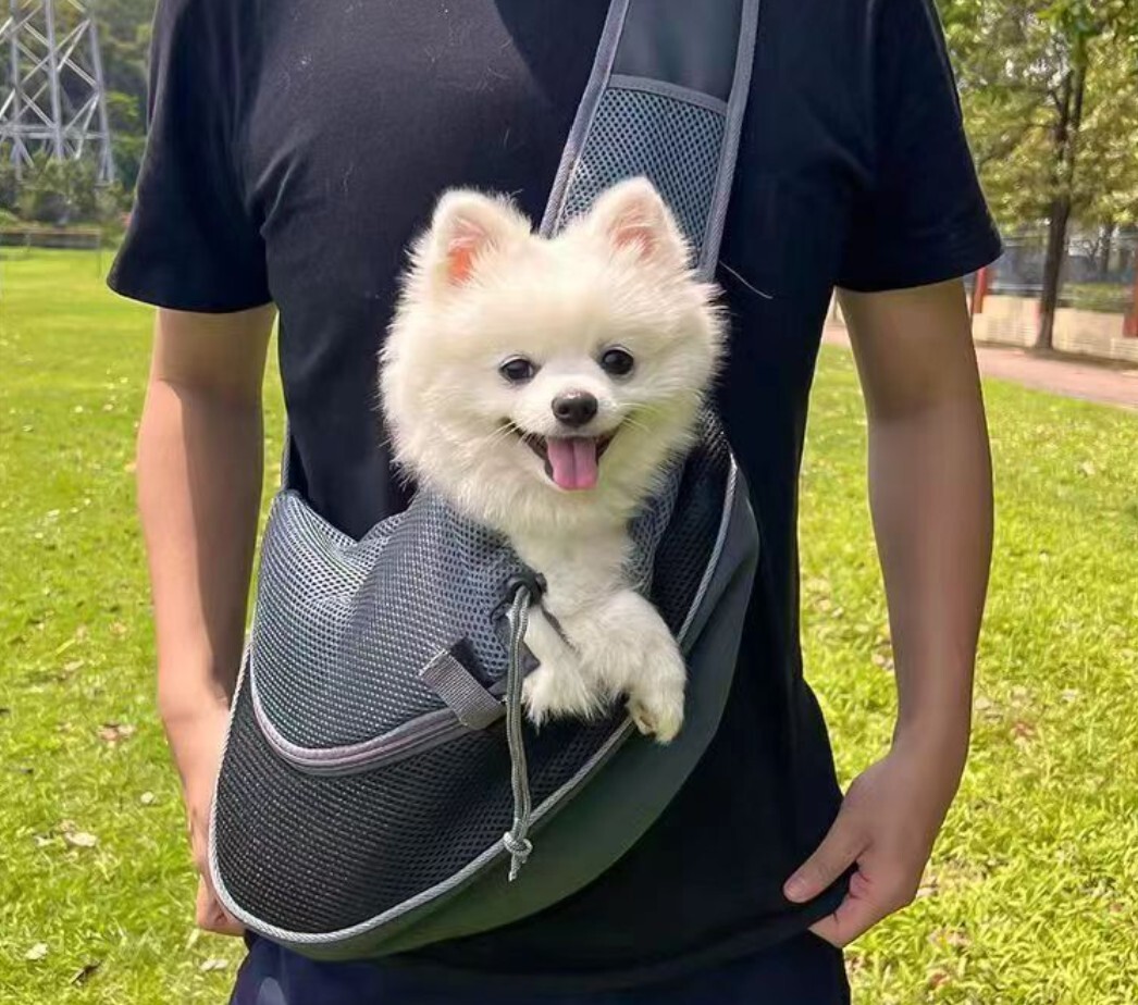 ペットスリング キャリーバッグ 小型犬 中型犬 抱っこ紐 ショルダー 肩掛け 軽量 飛び出し防止 ポケット付き 黒
