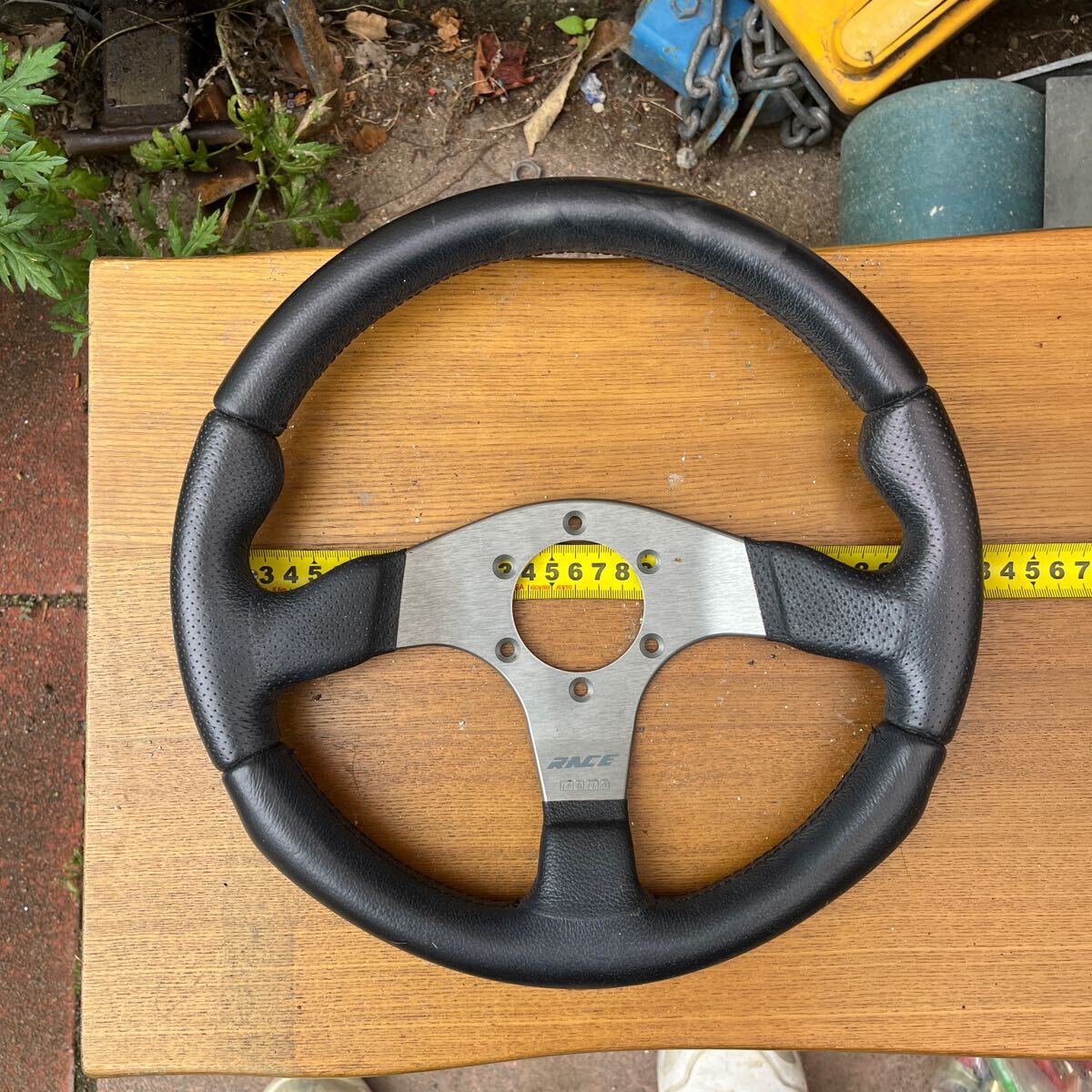 momoステアリング中古品