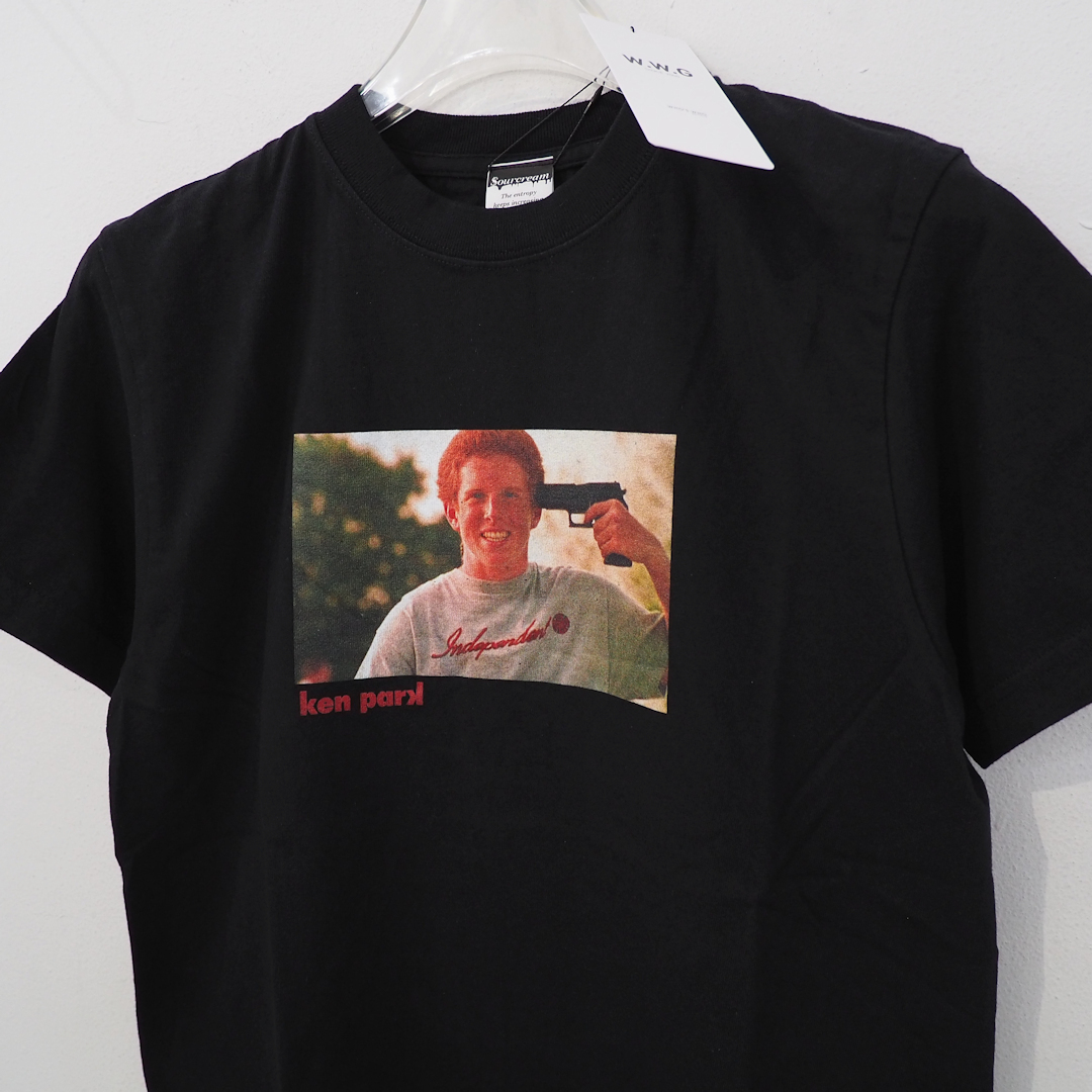 新品 定価8800円 フーズフーギャラリー 映画 KENPARK プリント 短丈 タイト Tシャツ 黒 ブラック メンズ レディース S XS ムービー 細身_画像1