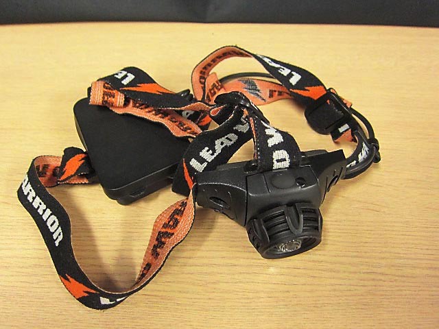 オーム電機(jī) ヘッドライト 防水 LEAD WARRIOR ZOOM LED-YH8-K 【N】