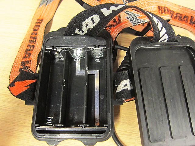 オーム電機(jī) ヘッドライト 防水 LEAD WARRIOR ZOOM LED-YH8-K 【N】