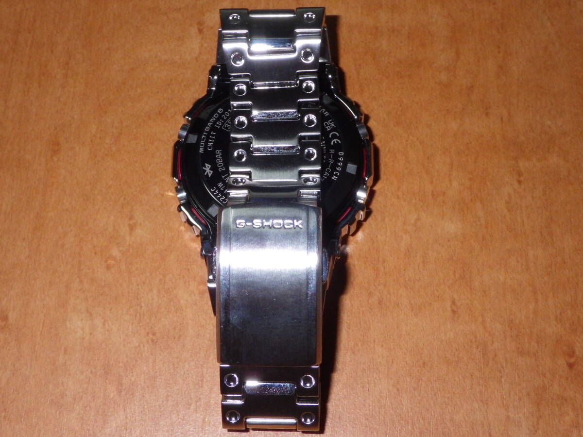 【新品同様】CASIO カシオ G-SHOCK Bluetooth搭載 フルメタル 電波ソーラー GMW-B5000PC-1JF