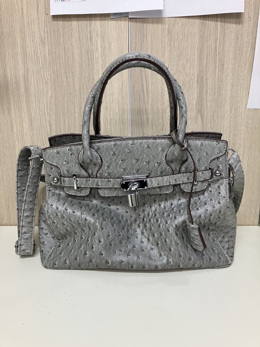 【中古品】Briller ブリエ オーストリッチ 2WAY グレー 3室 南京錠 ハンドバッグ ショルダーバッグ 鞄