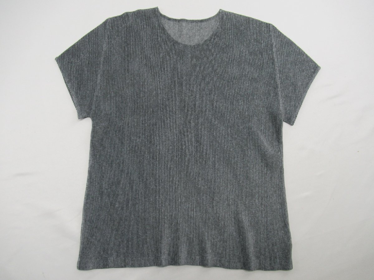 ★【B送900円】1874　ISSEY MIYAKE　イッセイミヤケ　プリーツカットソー　グレー　半袖　Tシャツ　ポリエステル100%　ブランドタグなし　3