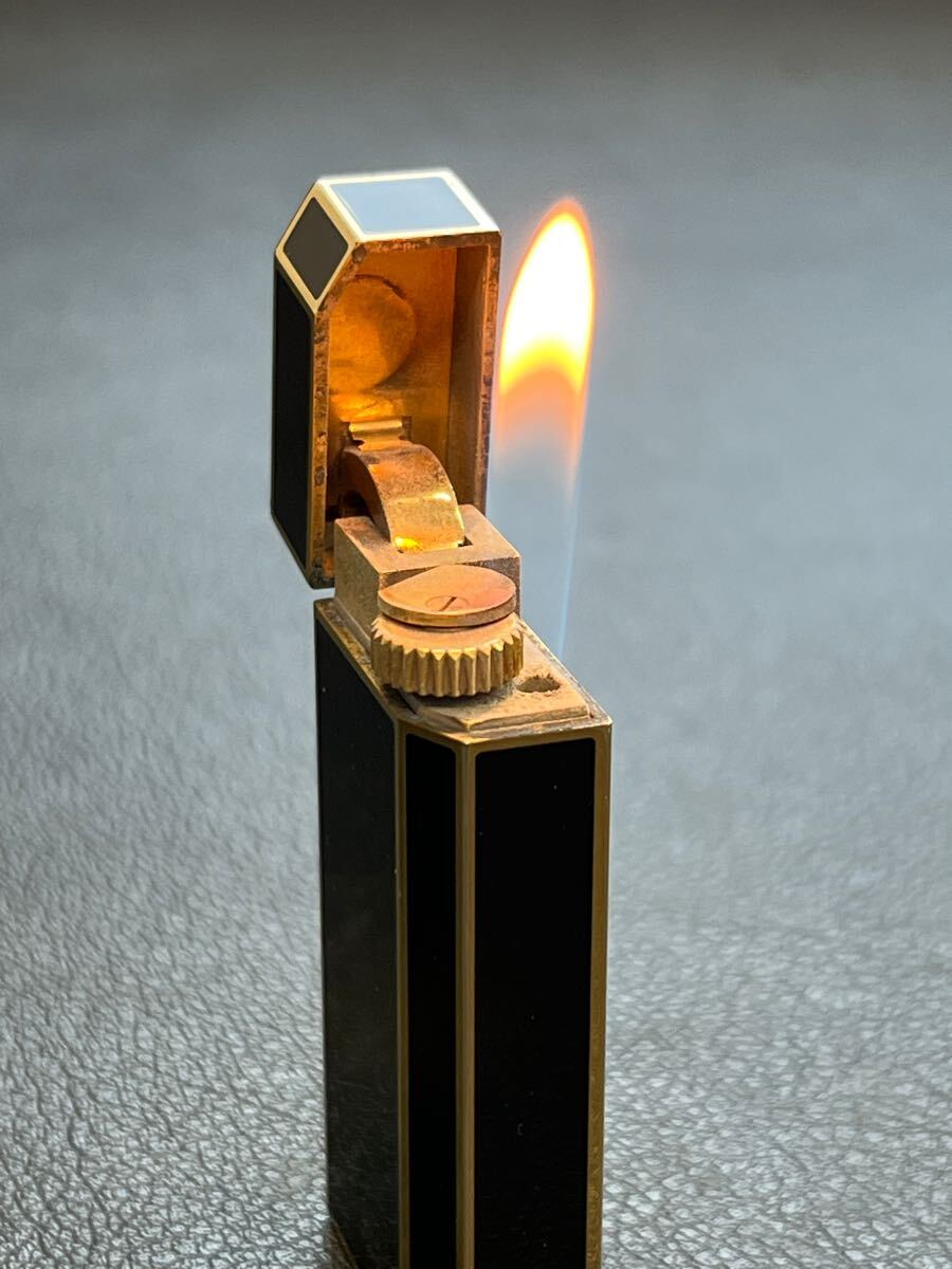Cartier Cartier Short газовая зажигалка авторучка tagon черный Gold 