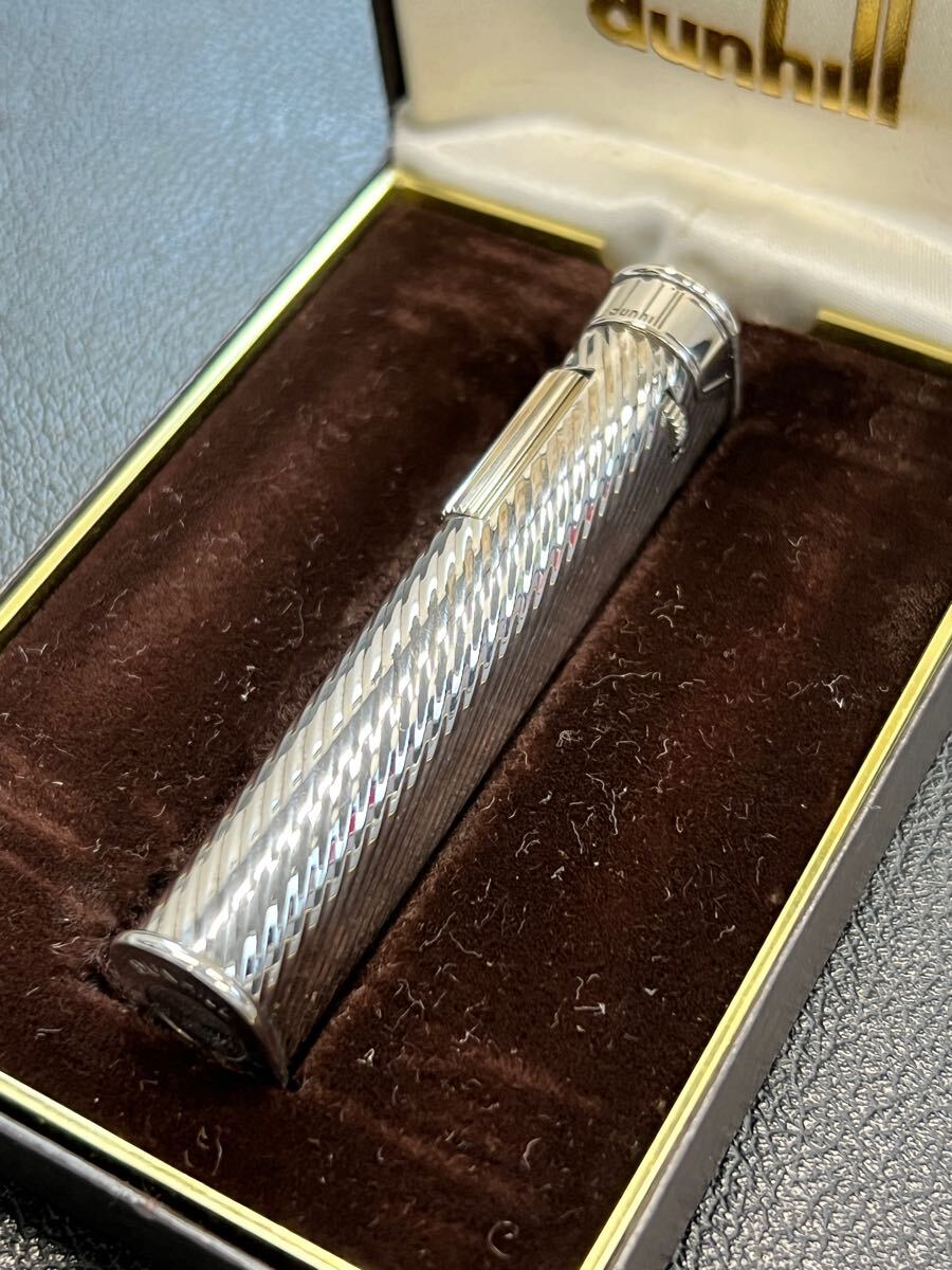 Dunhill Dunhill газовая зажигалка платье модель тонкий серебряный с коробкой красивый!